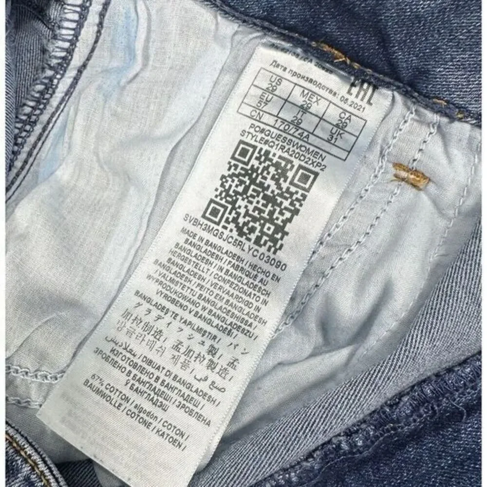 GUESS Women Mid-Rise Zip Front Denim Shorts‎ Size 29
